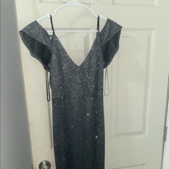 Formal Dress. 85$ BrandNew - Picture 2 of 4